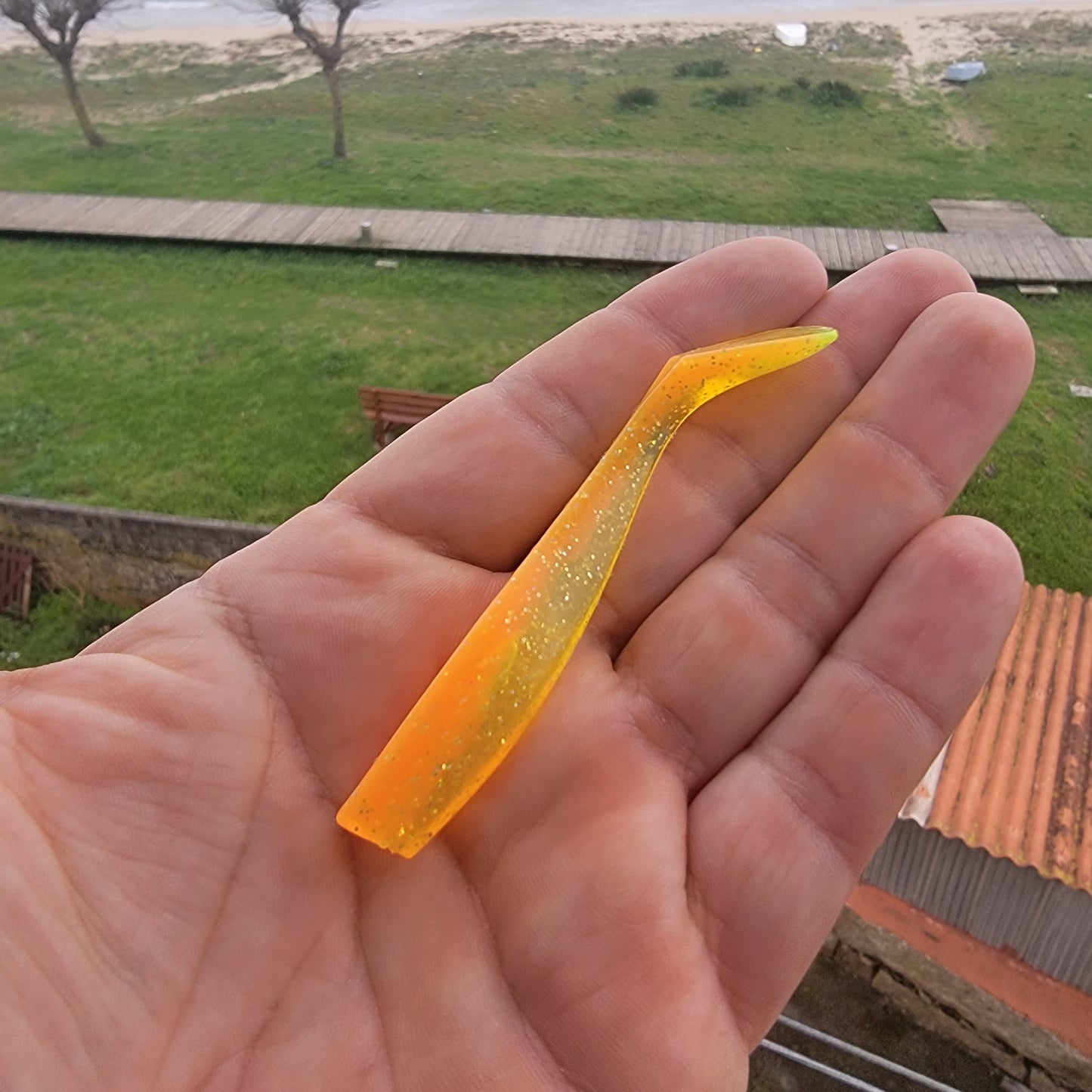 Pack Señuelos Blandos de Pesca 5 unidades color Naranja 85mm