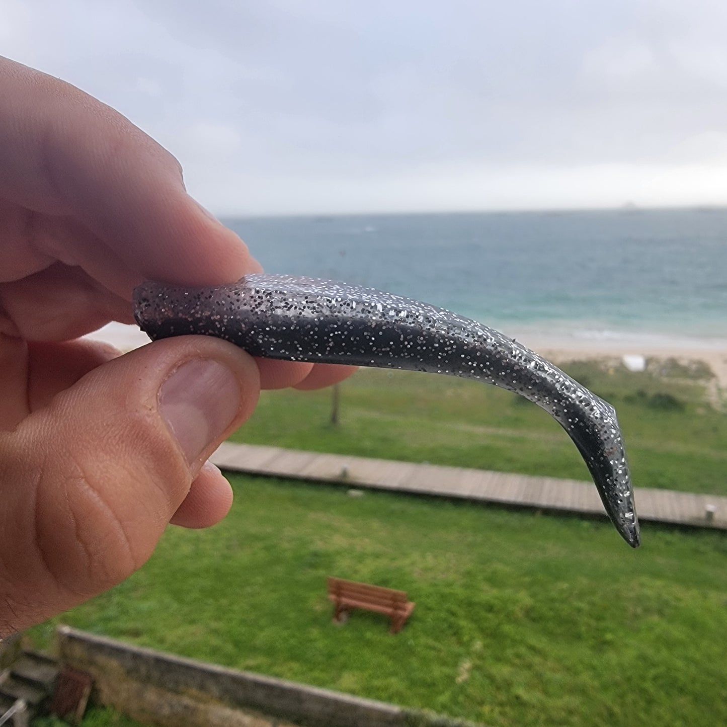 Señuelos Blandos de Pesca - Vinilos para Pescar 8.5 cm 4.4 grs | Packs 6 colores a Elegir